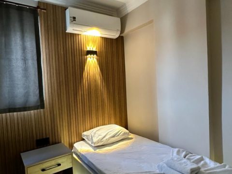 Tek Kişilik Oda yatak detayı