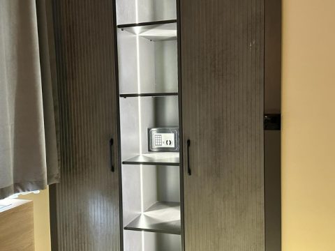 İki Kişilik Oda dolap alanı